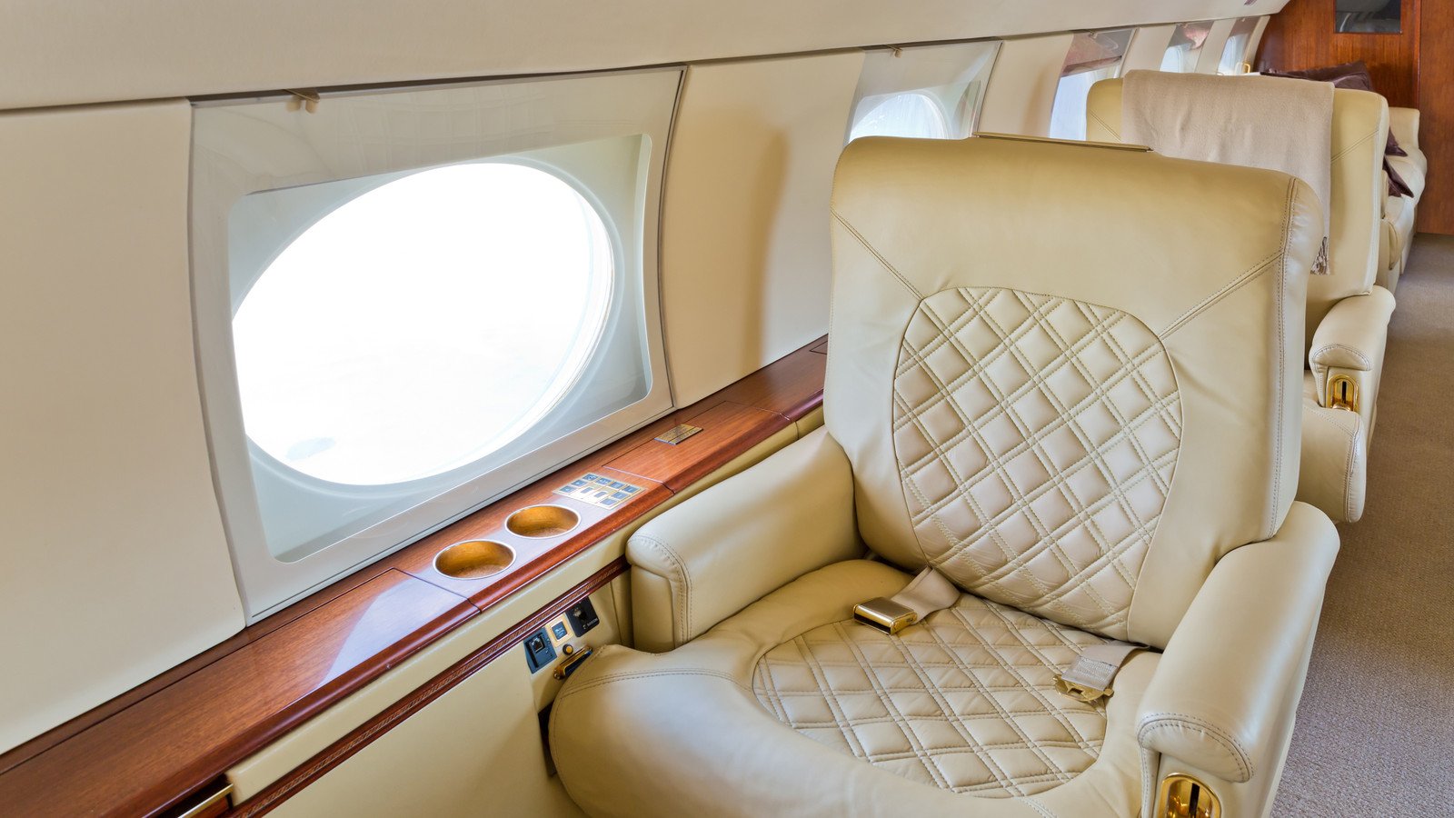 Read more about the article Donald J. Trump International Airport Welcomes Private Jet Of Mega Celebrity That Most U.S Travelers Thought They’d Never See