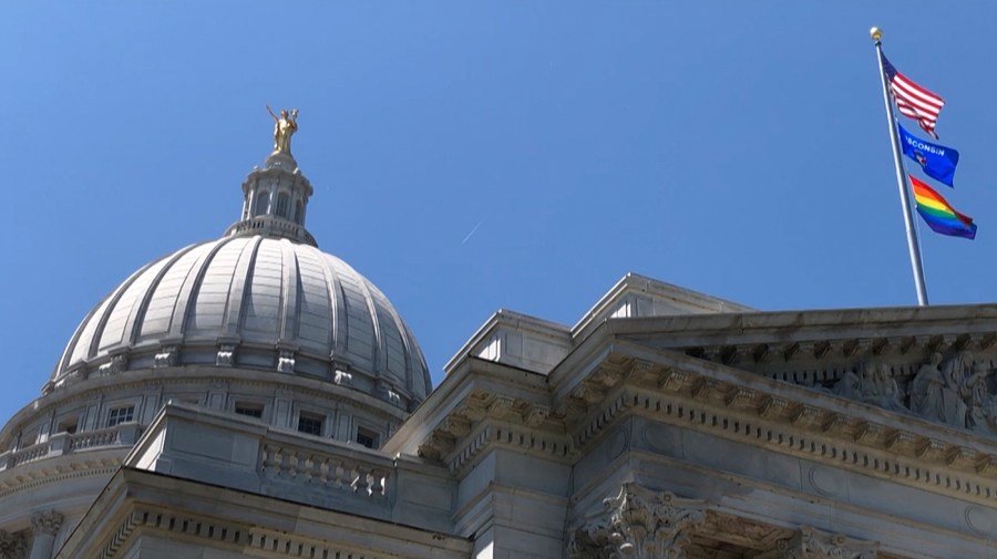 You are currently viewing Judge rules Wisconsin voters can’t recast ballots after governor race shakeup