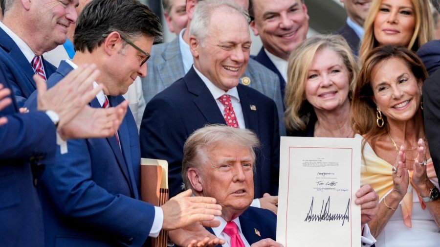 You are currently viewing Almost half in new poll can’t explain One Big Beautiful Bill Act