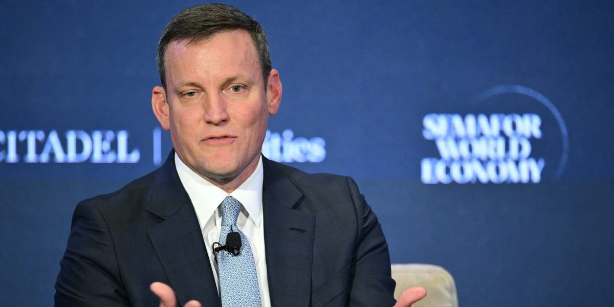 You are currently viewing The career advice PwC’s US CEO says he gives to his college-aged kids