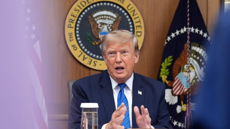 You are currently viewing Live updates: Trump holds off on Iran strikes; Medicare subsidy move cuts against midterm message