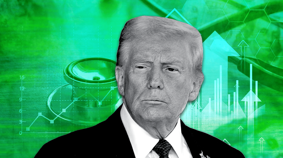 You are currently viewing Trump slashes Medicare drug subsidies, cutting against affordability message