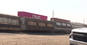 Read more about the article Train derailment in Regina rail yard under investigation