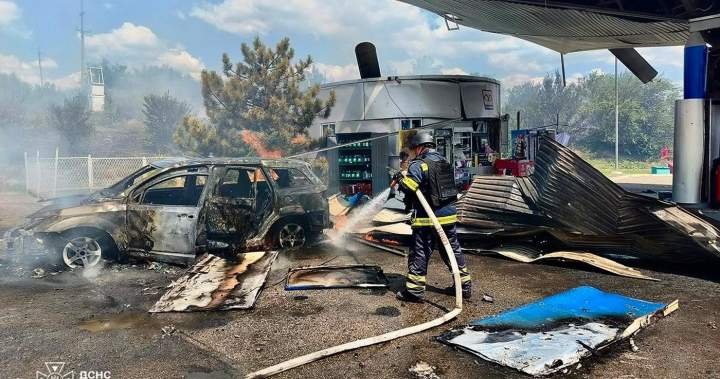You are currently viewing Ukrainian drone hits Russian beach town as Moscow, Kyiv trade deadly strikes