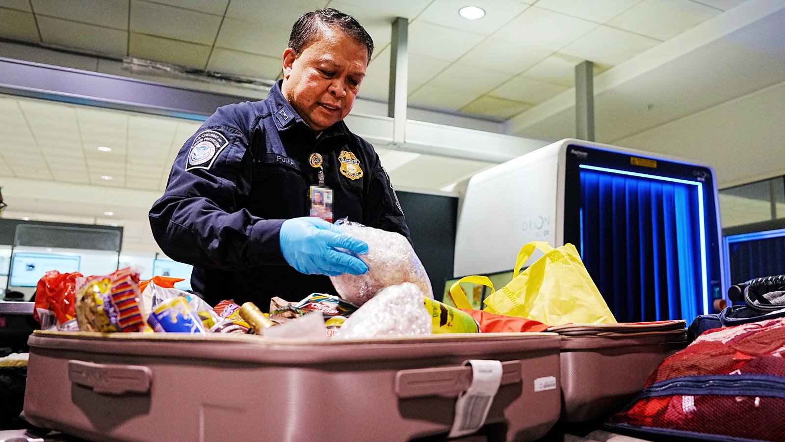 You are currently viewing U.S. Customs And Border Protection Strips Traveler Of Global Entry Following $20,000 Confiscation At Philadelphia Airport